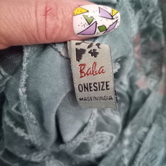 Babaa Teal Lace Shawl - Picture 2 of 4